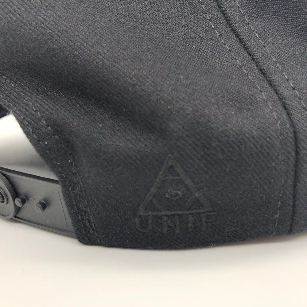 New UNIF Metal Logo Baseball Flat Bill Cap Hat - Picture 4 of 6